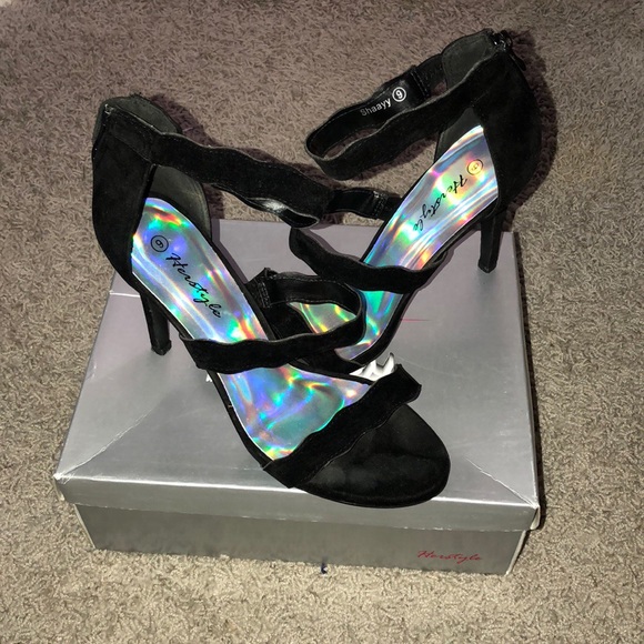 Herstyle Heels - Picture 2 of 4